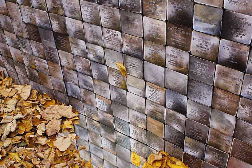Vera Bonsen: Fensterkunst - Stolpersteine