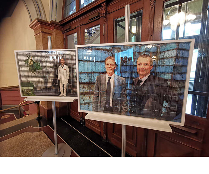 Foto1 Ausstellung Stadthalle: Volksbank-Katalog