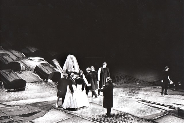 Vera Bonsen: Theater - Eduard auf dem Seil
