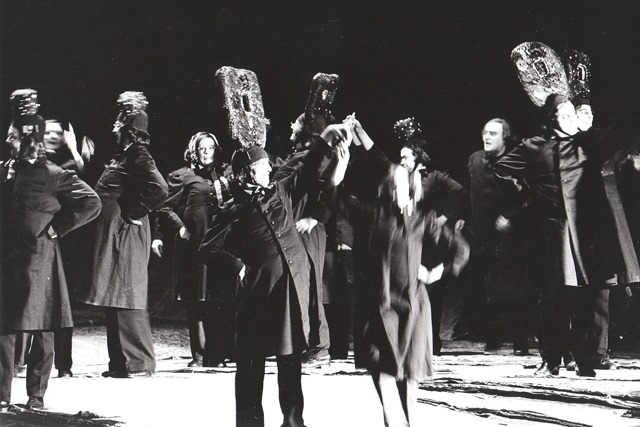 Vera Bonsen: Theater - Eduard auf dem Seil