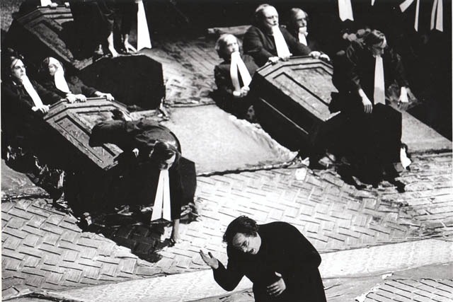 Vera Bonsen: Theater - Eduard auf dem Seil